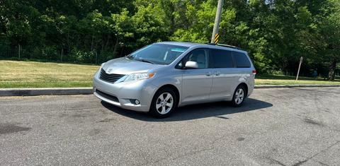 Toyota Sienna 2014