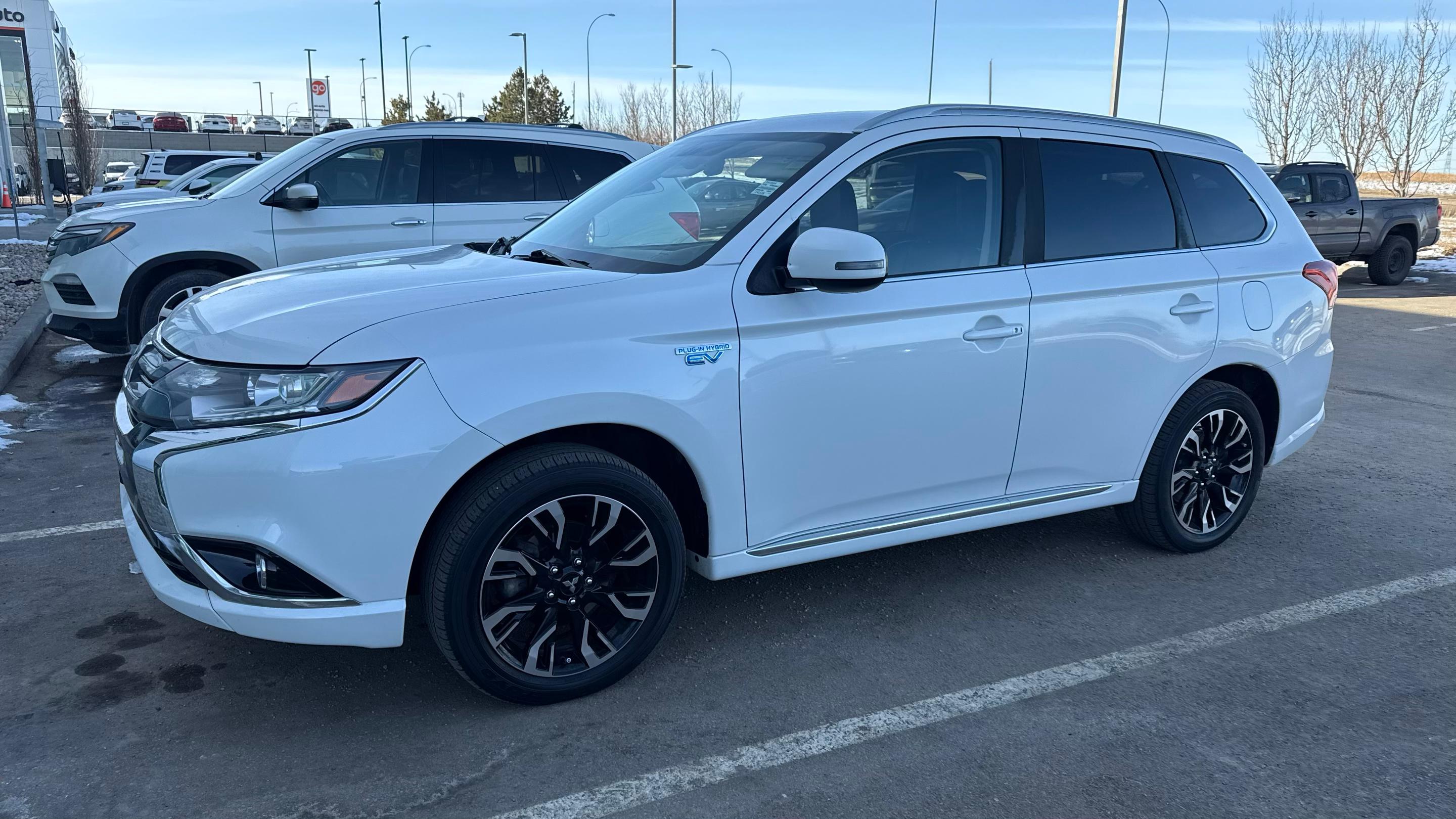 Mitsubishi Outlander PHEV 2018 à 