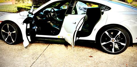 Porsche Taycan 2023
