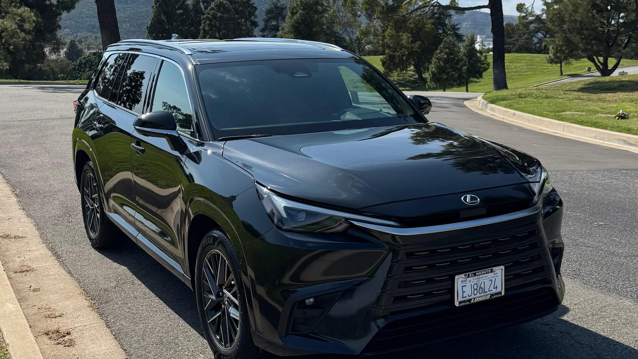 Lexus TX 2025 in 