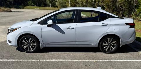Nissan Versa 2025