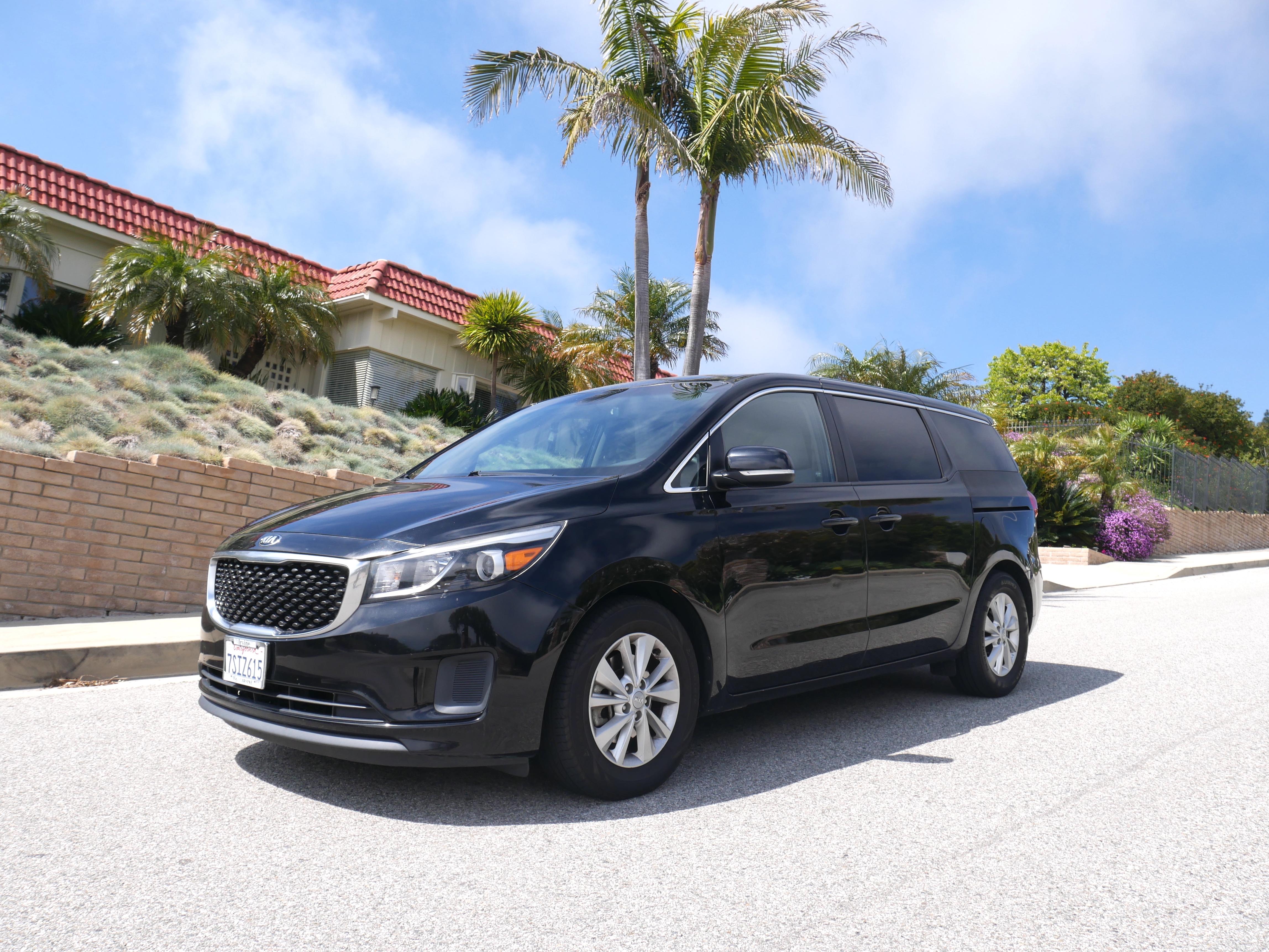 Kia Sedona 2017 in Los Angeles, CA