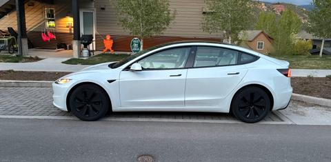 Tesla Model 3 2025