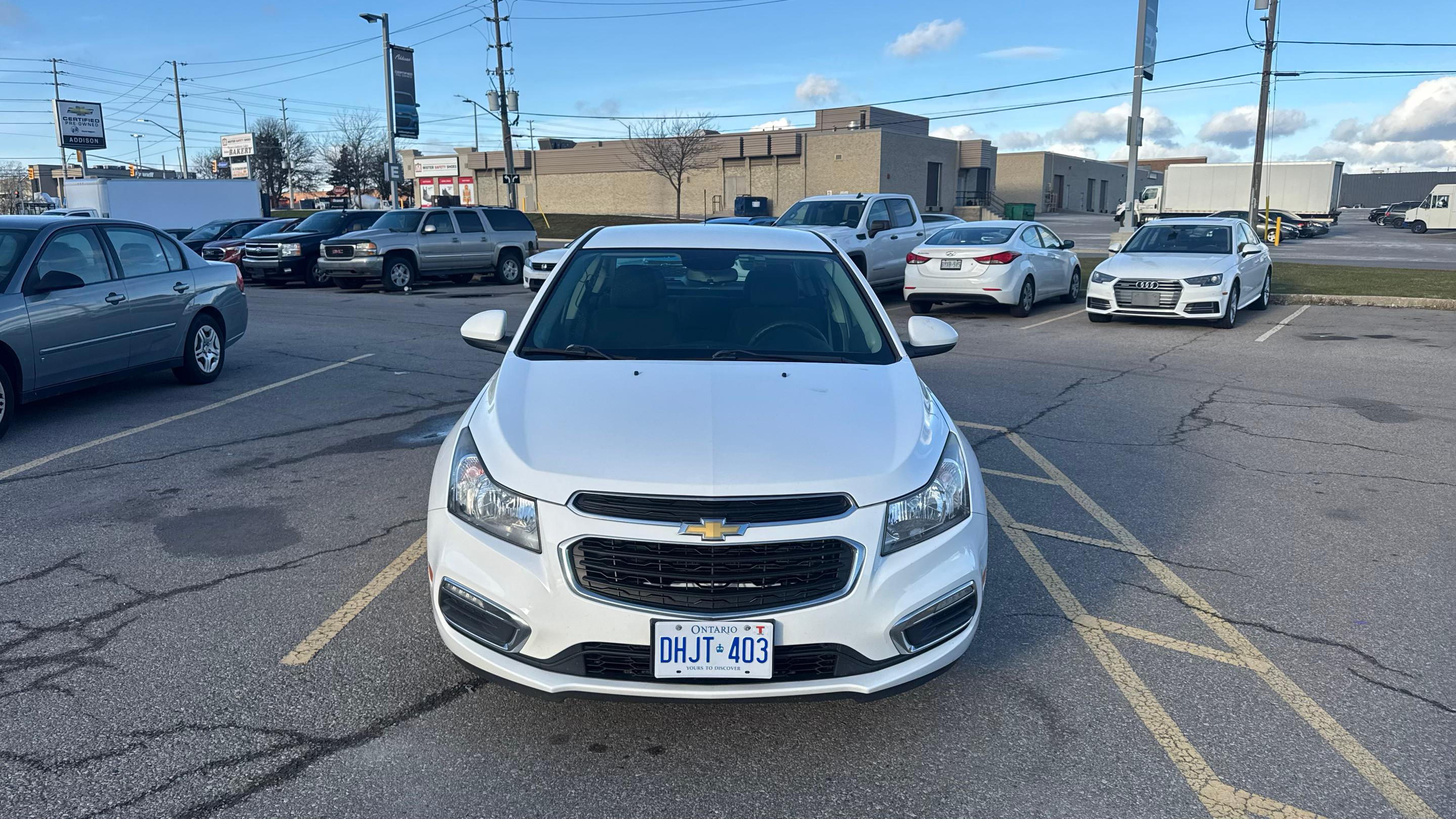 Chevrolet Cruze 2015 in Oakville, ON