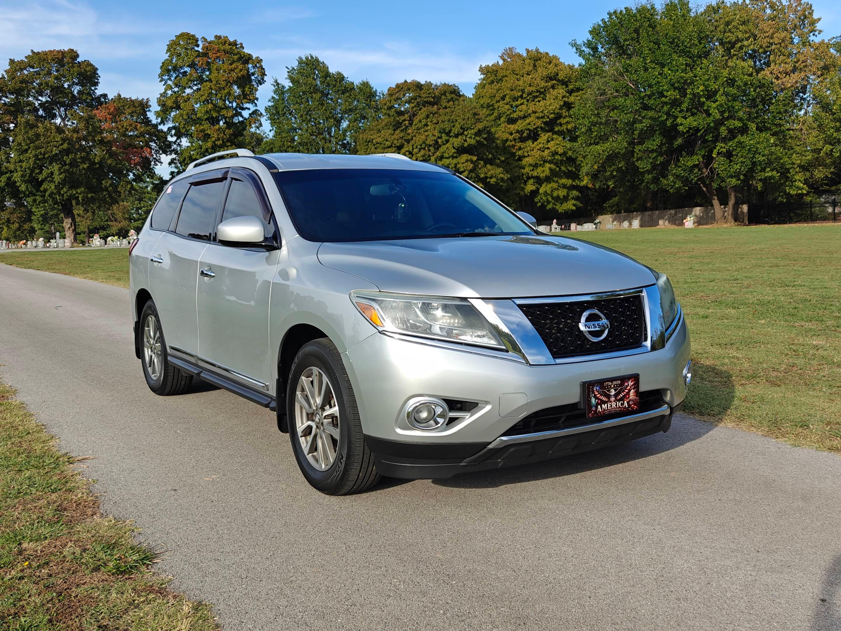 Nissan Pathfinder 2014 in Springdale, AR