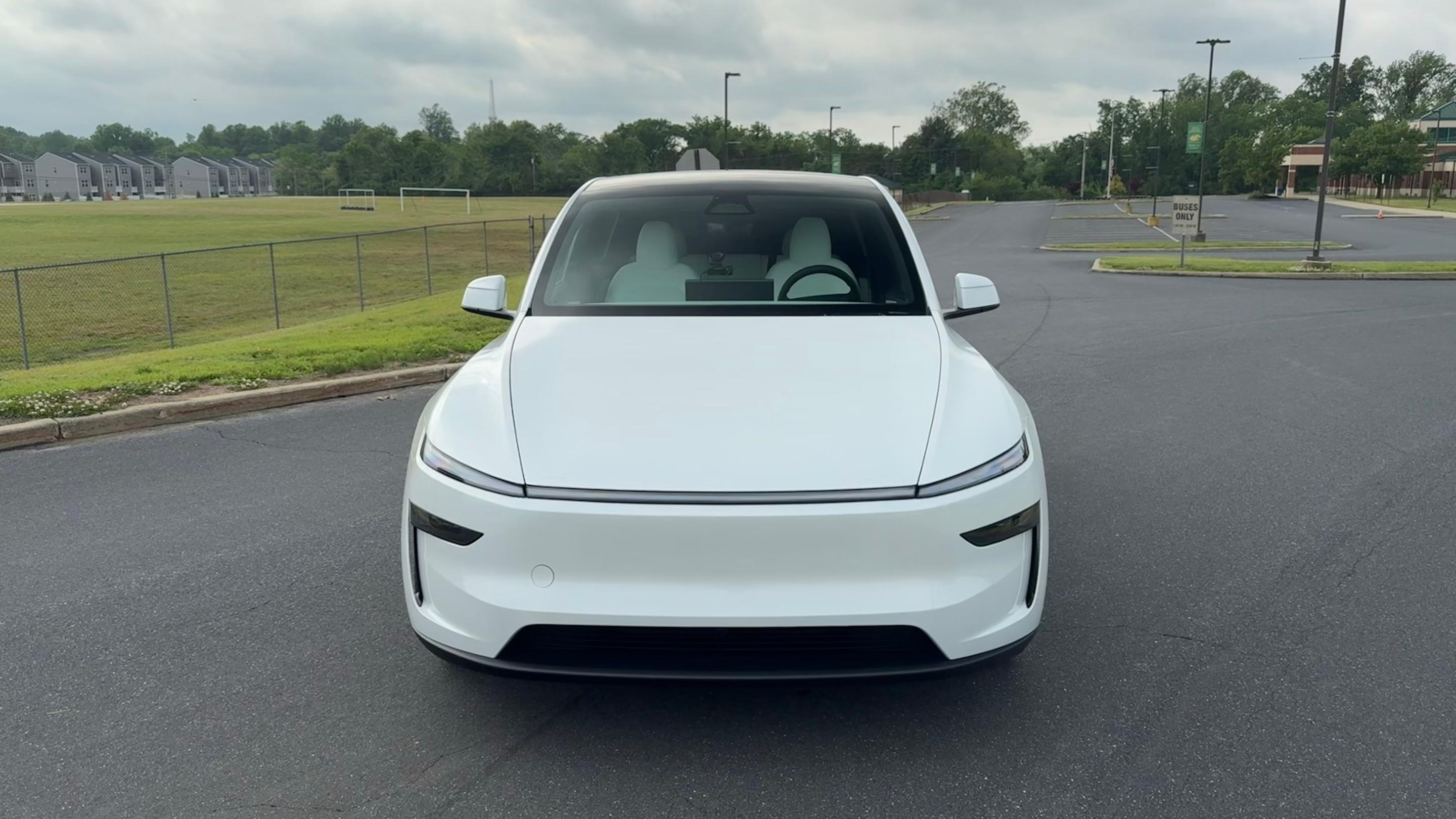 Tesla Model Y 2026 in 