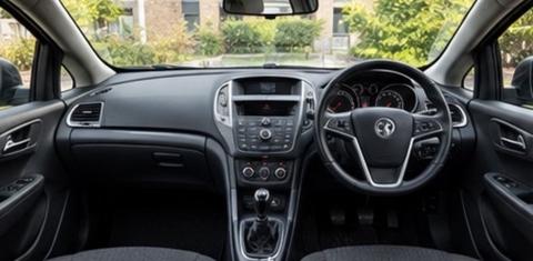 Vauxhall Astra 2014