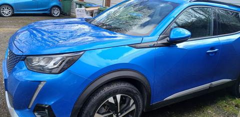 Peugeot 208 2021