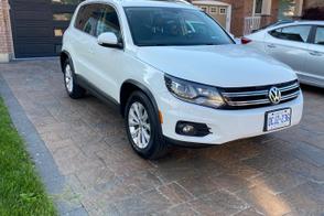 Volkswagen Tiguan car