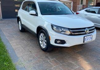 Volkswagen Tiguan car