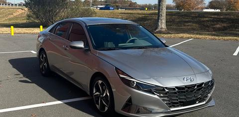 Hyundai Elantra 2021