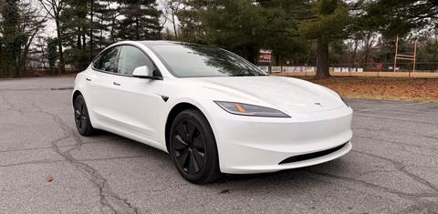 Tesla Model 3 2025
