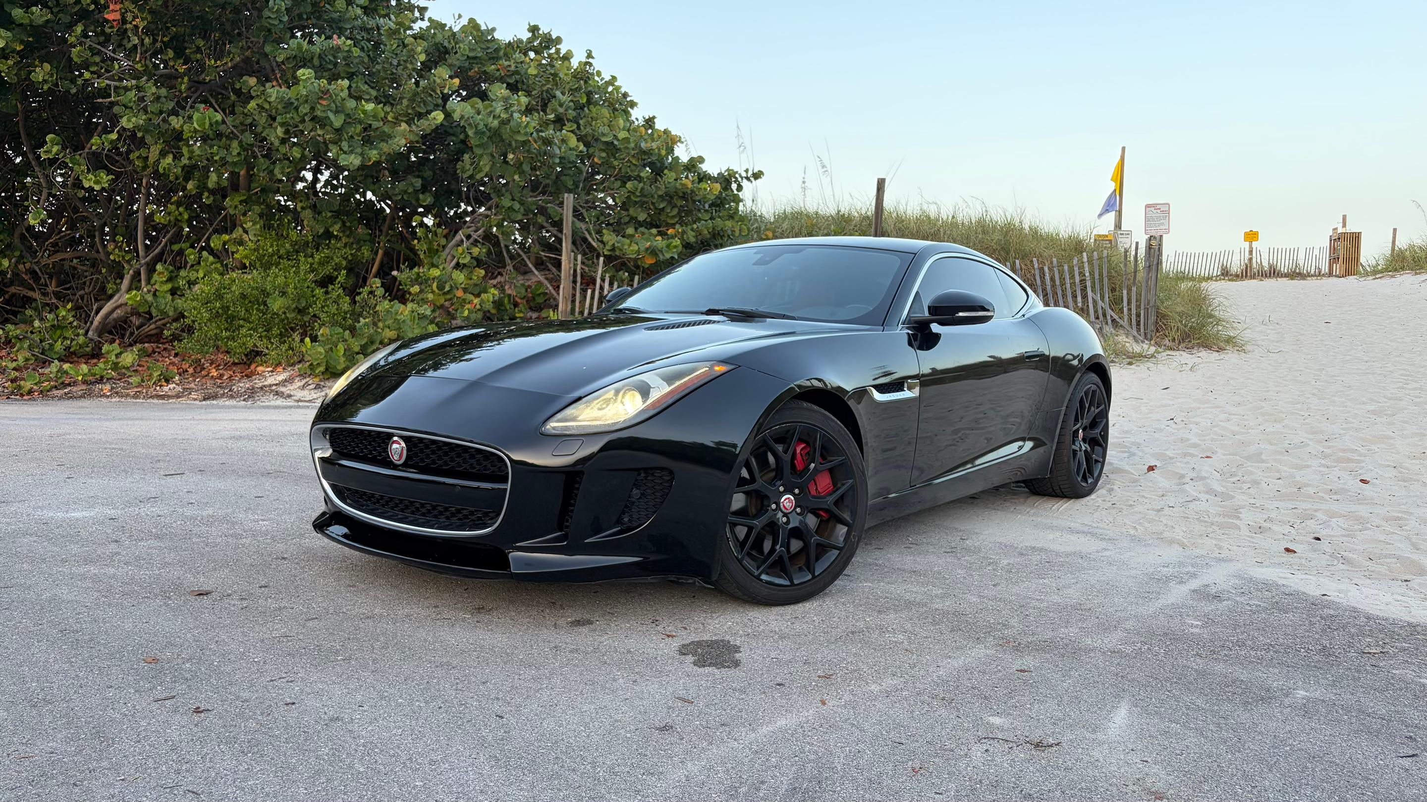 Jaguar F-TYPE 2015 in Dania Beach, FL