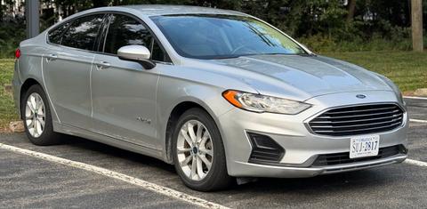 Ford Fusion Hybrid 2019