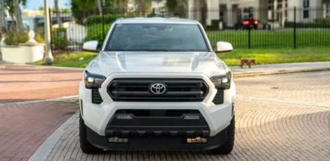 Toyota Tacoma 2024