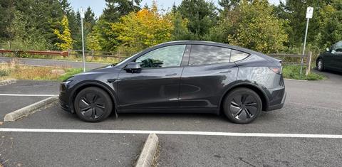 Tesla Model Y 2026