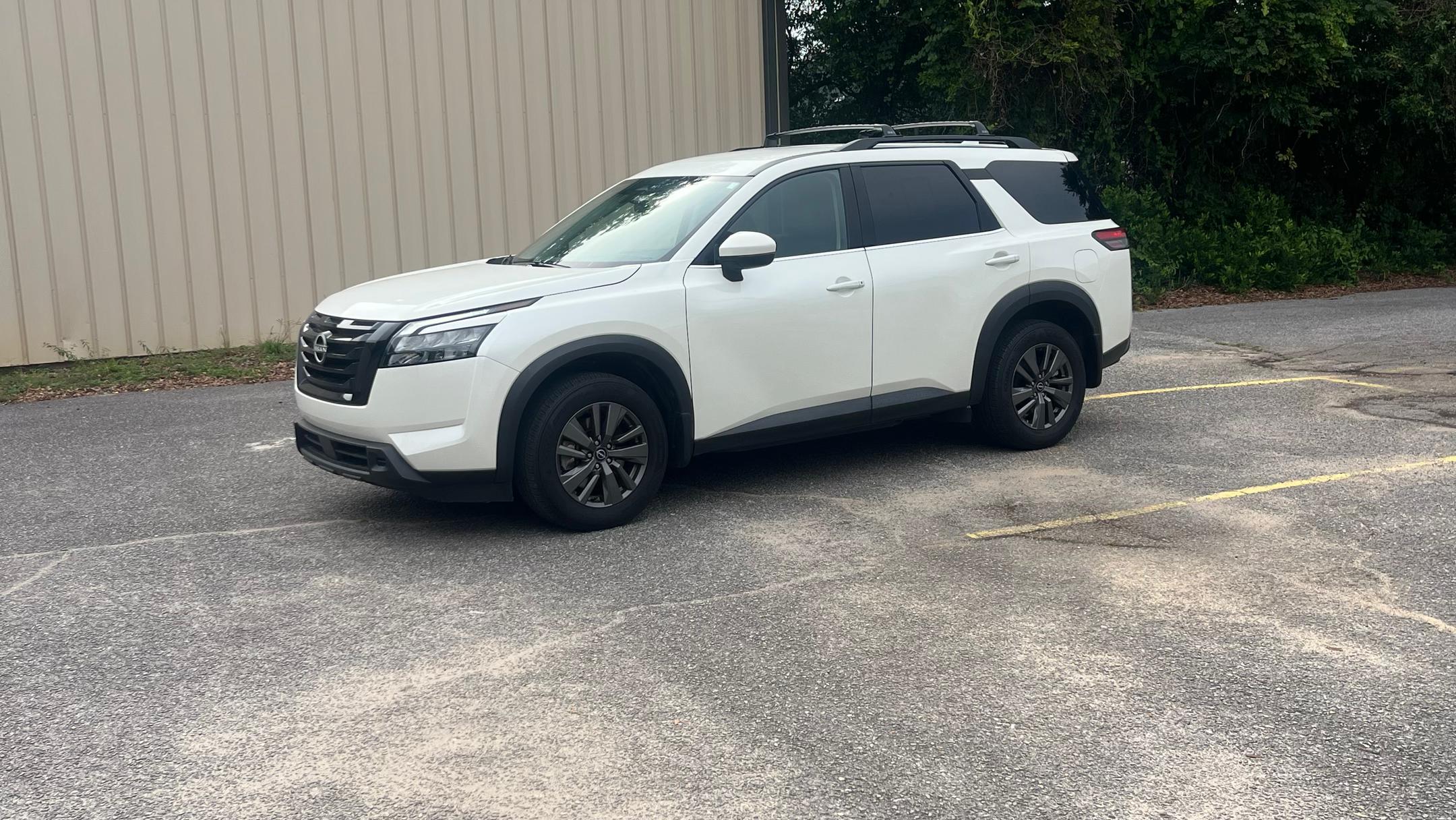 Nissan Pathfinder 2023 in Pensacola, FL