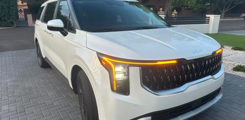 Kia Carnival Hybrid 2026