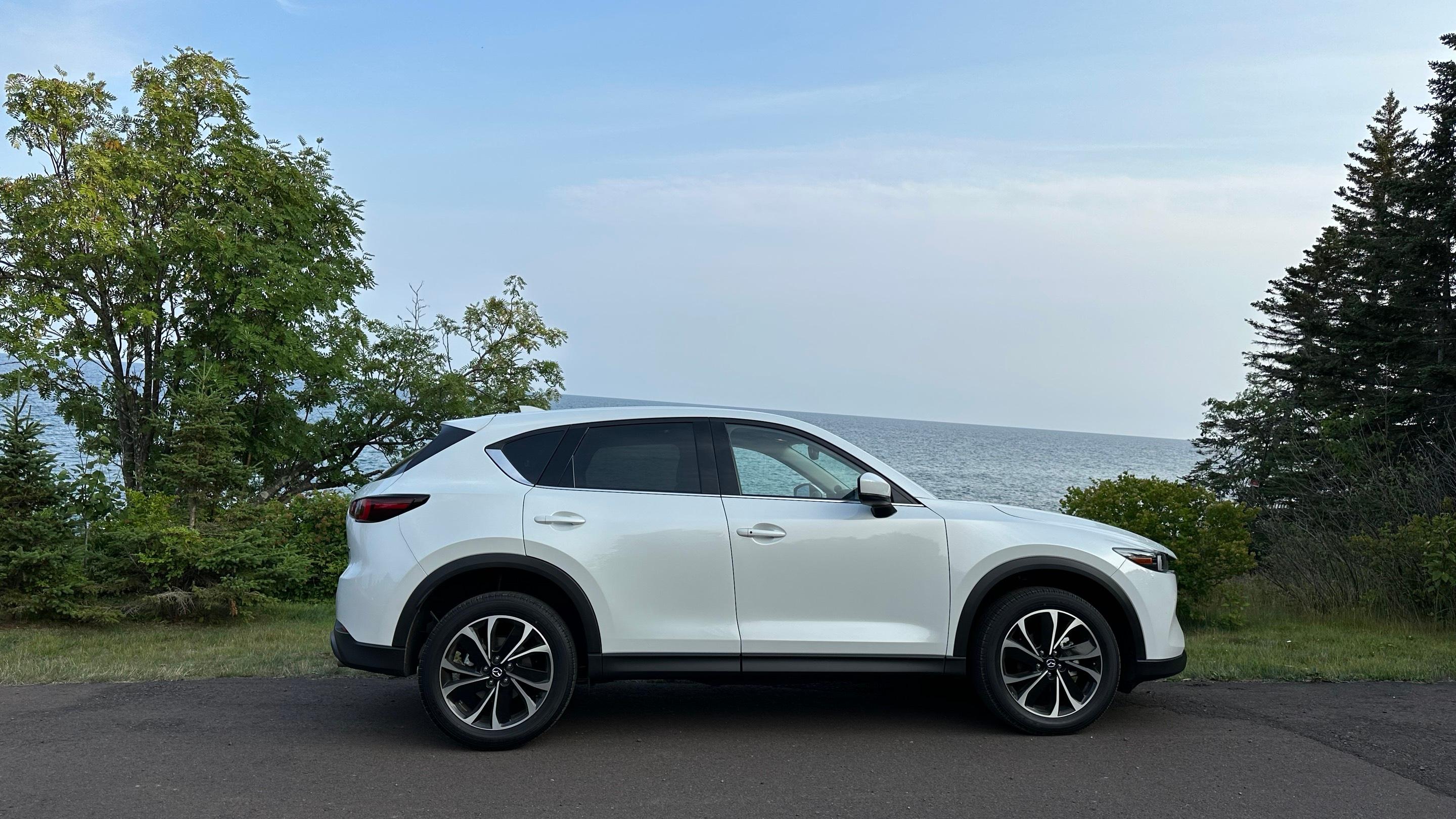 MAZDA マツダ　cx5 INNO IN-XR+TR135+IN-B127  3点セット 大容量 New Mazda Cars & SUVs For Sale in Corona, CA