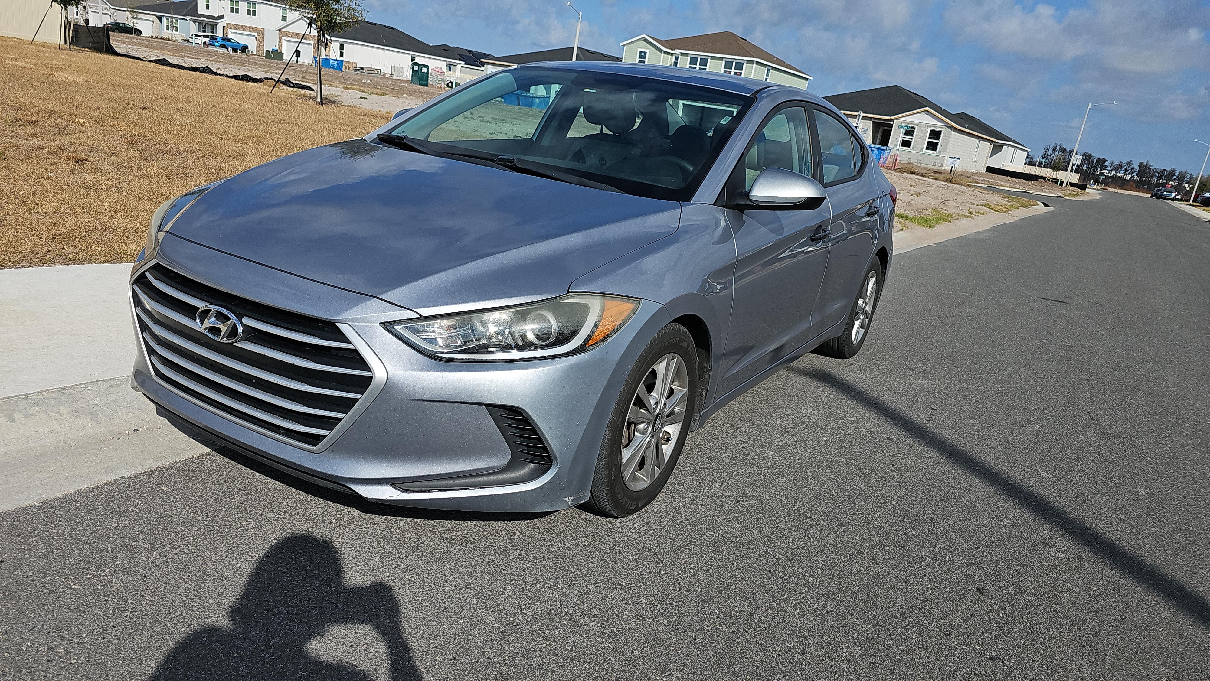 Hyundai Elantra 2017 in 