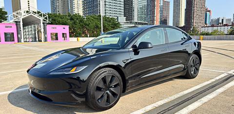Tesla Model 3 2025