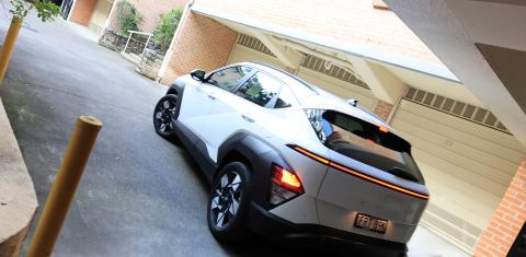 Hyundai KONA 2025