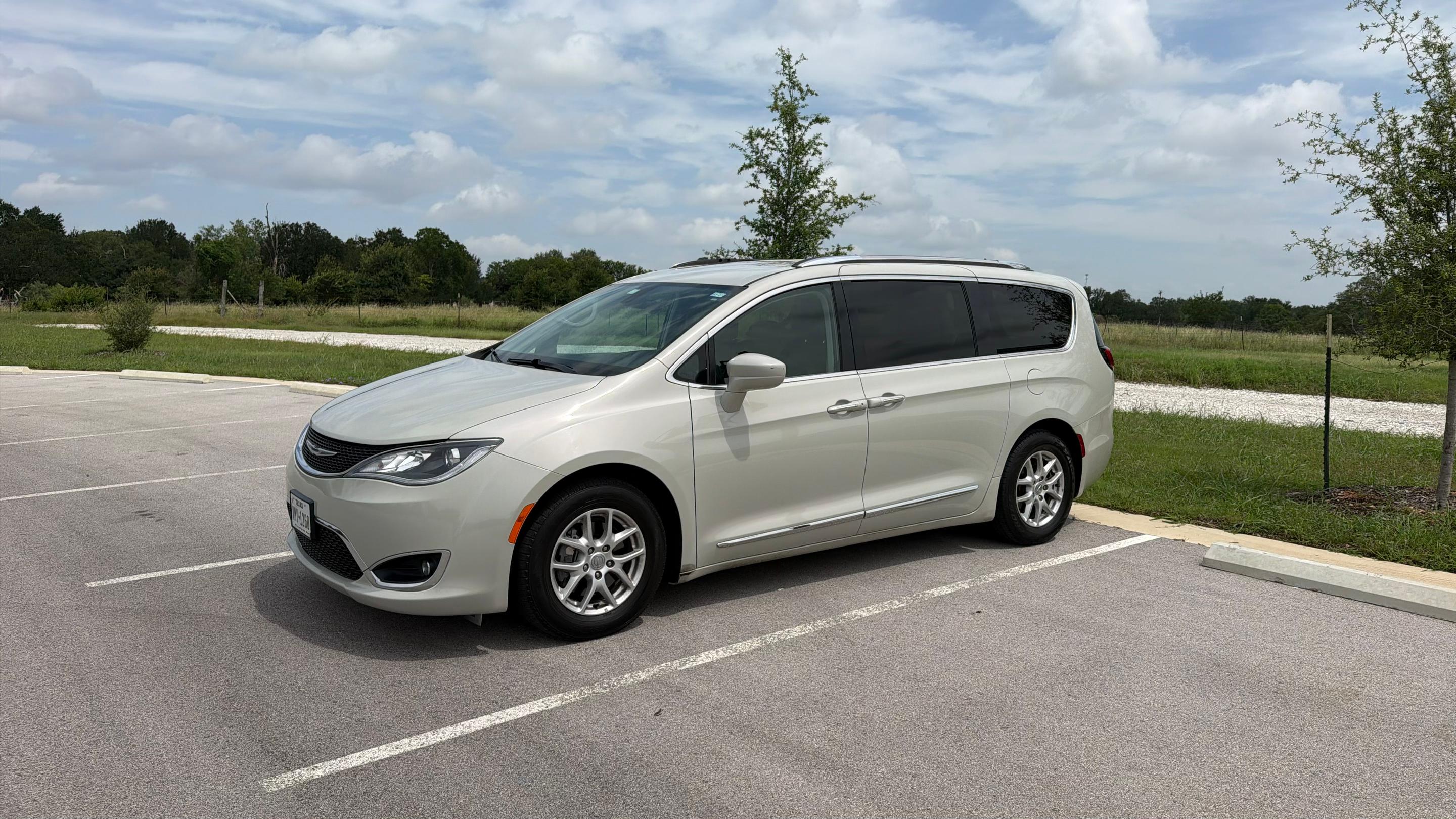 Chrysler Pacifica 2020 in Jarrell, TX