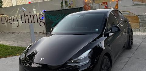 Tesla Model Y 2022