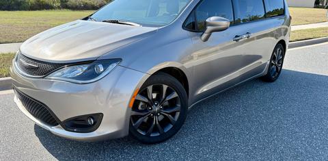 Chrysler Pacifica 2018