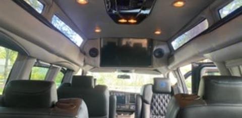 GMC Savana 2023