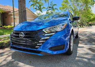 Nissan Versa car