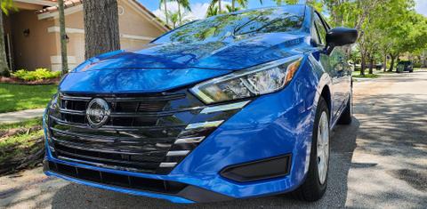 Nissan Versa 2023