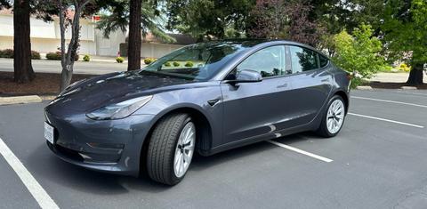 Tesla Model 3 2023
