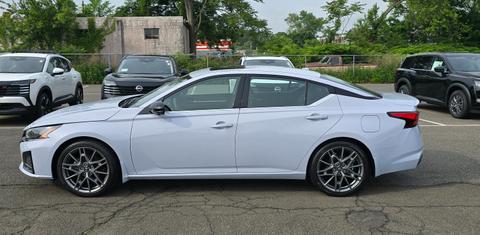 Nissan Altima 2024