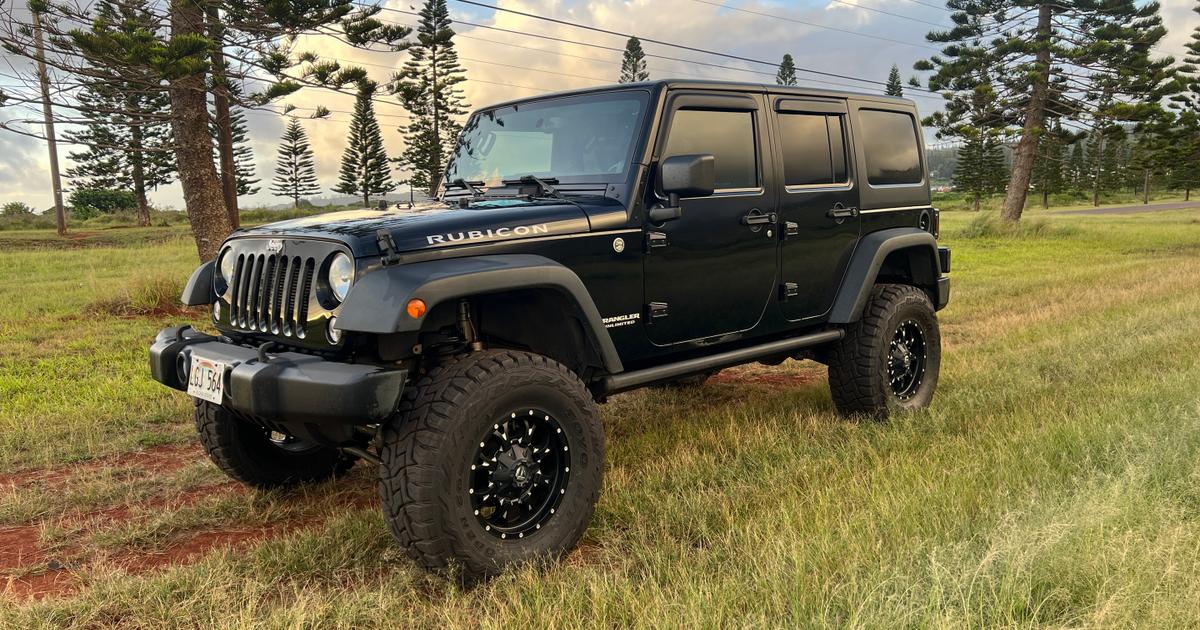 Jeep Wrangler Unlimited 2014 rental in Lanai City, HI by Ross M. Turo