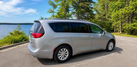 Chrysler Pacifica 2019