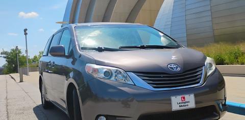 Toyota Sienna 2014