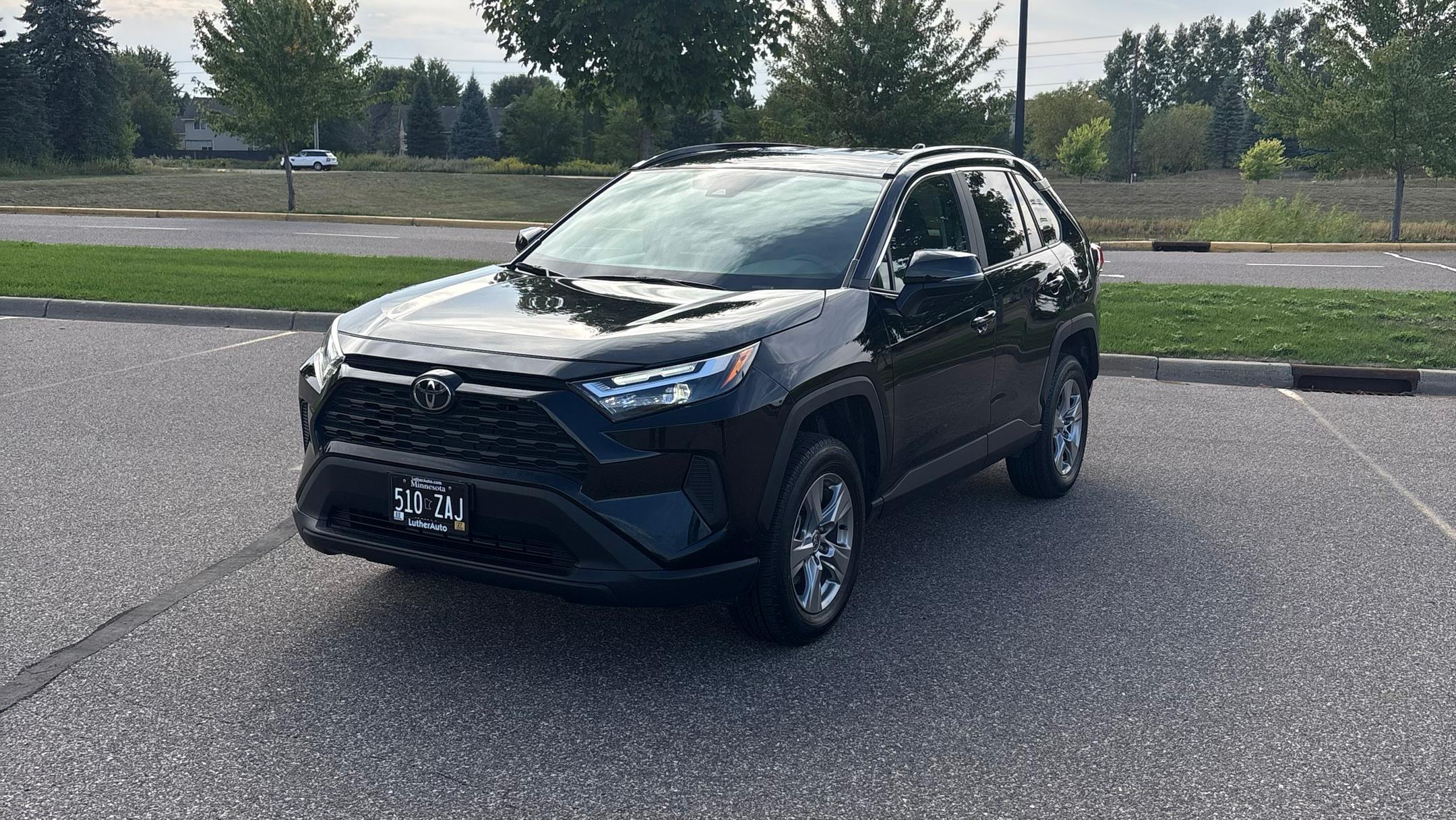 Toyota RAV4 2025 in Bloomington, MN