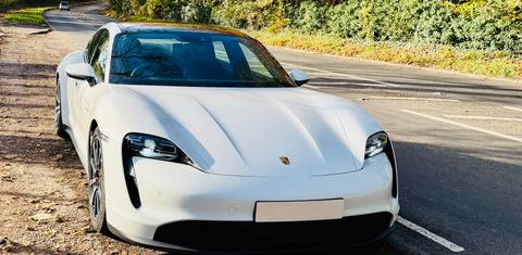 Porsche Taycan 2021
