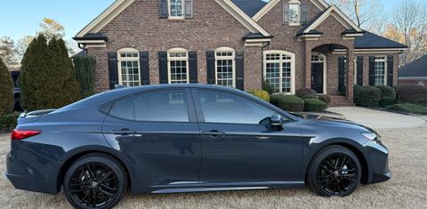 Toyota Camry Hybrid 2025