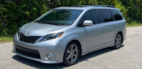 Toyota Sienna 2015