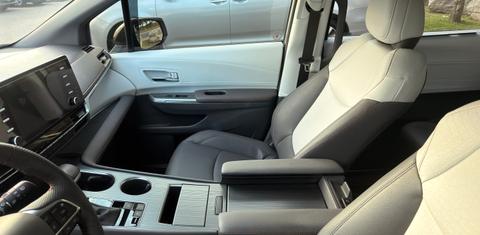 Toyota Sienna 2024