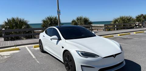 Tesla Model S 2021