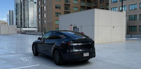 Tesla Model Y 2026