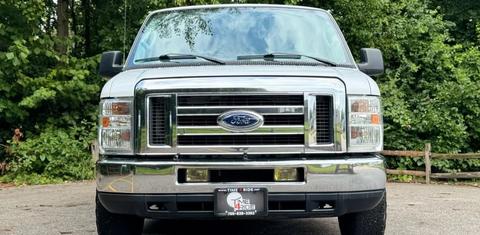 Ford Econoline 2014