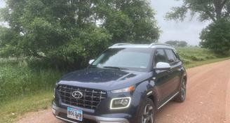 Hyundai Venue 2023 — Car rental alternative in Rapid City, SD