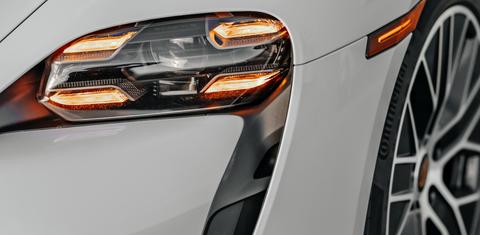 Porsche Taycan 2021