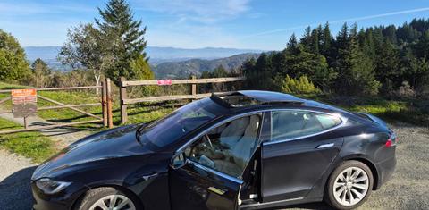 Tesla Model S 2017