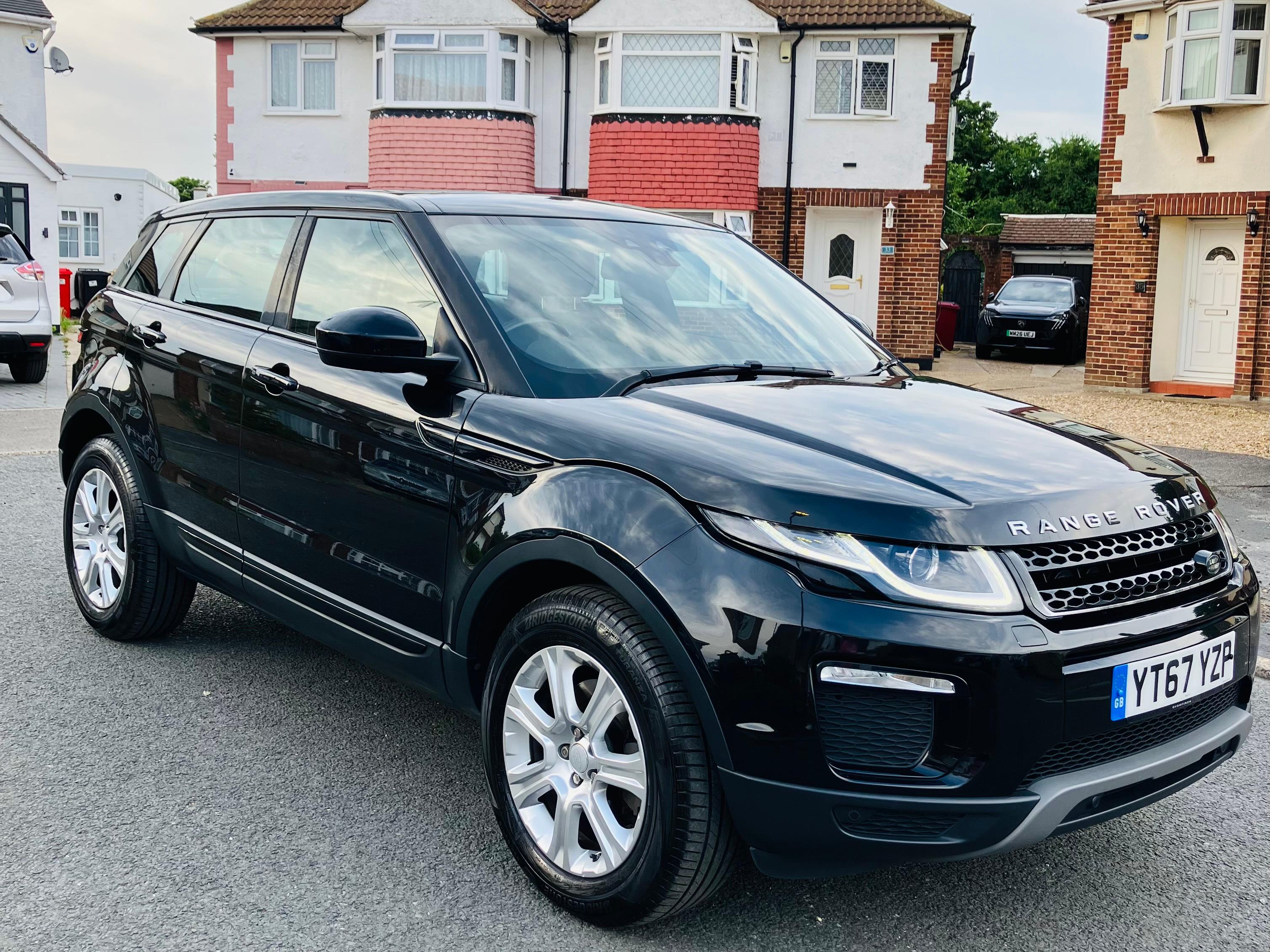 Land Rover Range Rover Evoque 2017 in Slough