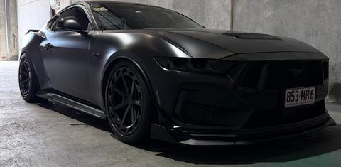 Ford MUSTANG 2025